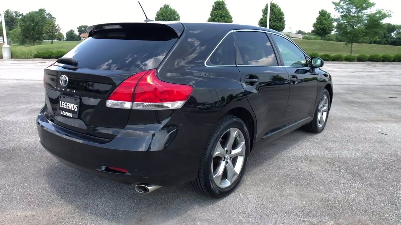 Pre-Owned 2011 Toyota Venza 4dr Wgn V6 FWD Sport Utility in Kansas City ...